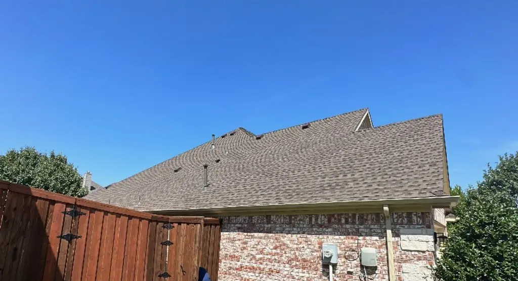 Completed roof replacement project in Highland Park